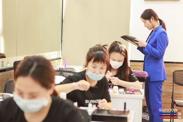 甲培训学校