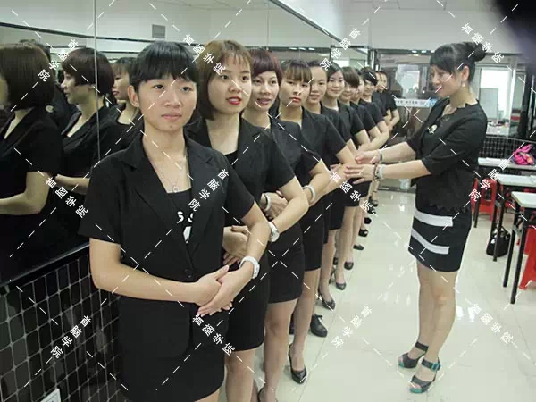 容培训学校