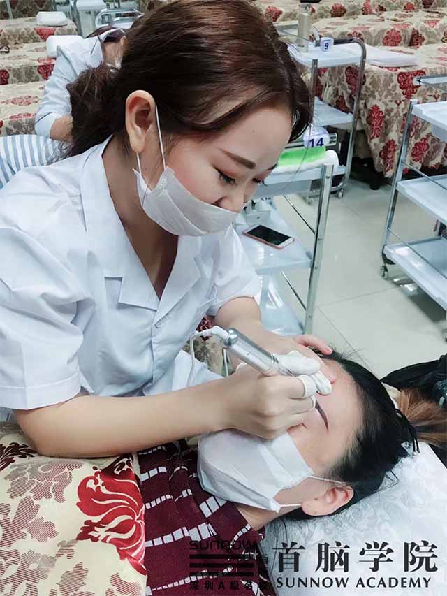 皮肤理培训
