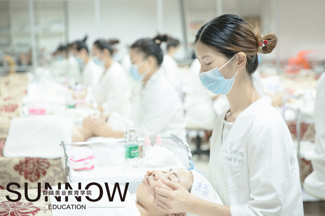 深圳哪家学美容学校好?