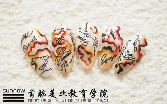 学美甲培训要多久学好?