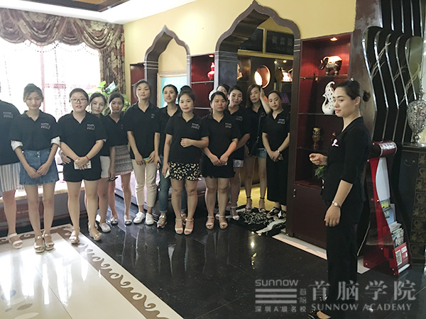深圳南山首脑容学校