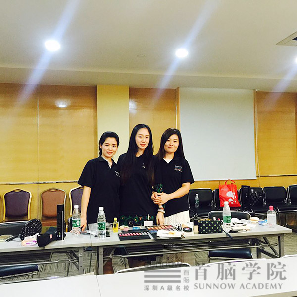 深圳南山首脑化妆学校