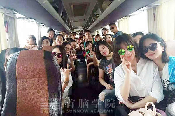 首脑学院Ƣ乐夏游