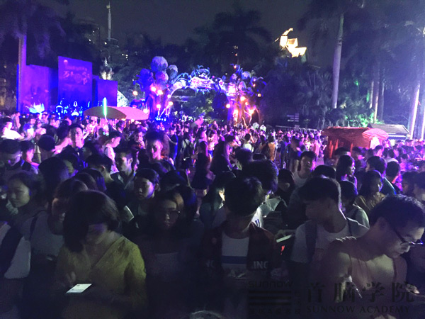 深圳Ƣ乐谷鬼妆梦工厂化妆现场