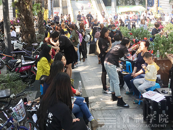 首脑学院南山校区义工实操zd